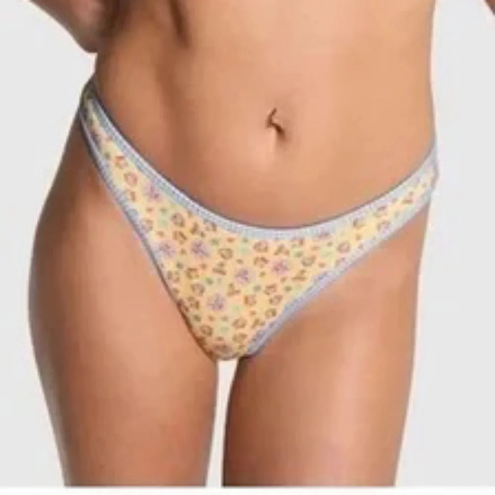 New! SET Frankie’s Bikinis x Pink Rosalind Top and Bikini Bottom 31474